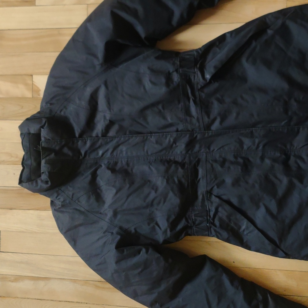The North Face women's winter jacket - Picture 2 of 16
